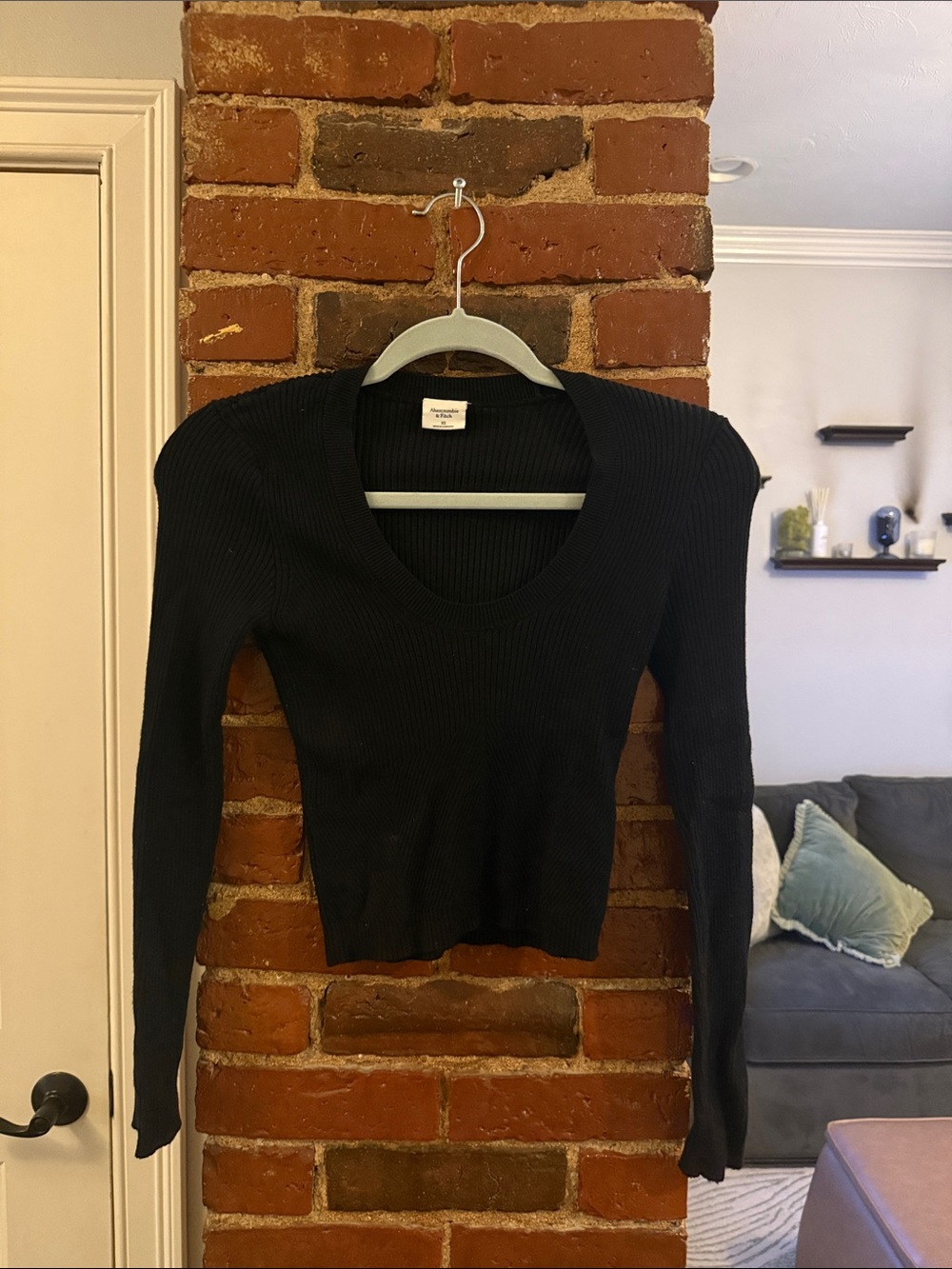 Abercrombie & Fitch Black Ribbed Long Sleeve Scoop Neck Top